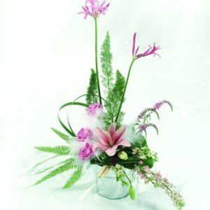SOPHISTICATION Modern arrangement in a container