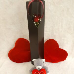 SINGLE-RED-ROSE-INBOX-£15